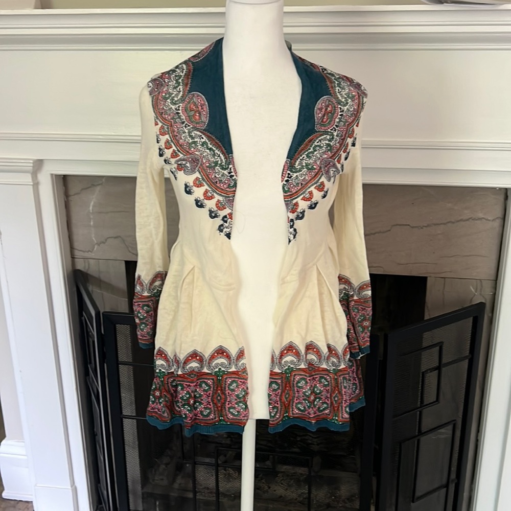 Knitted and Knotted beautifully detailed sweater, size extra small